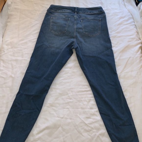 Torrid Jean Jeggings Women Sz 16R blue denim premium stretch like new - Picture 2 of 12
